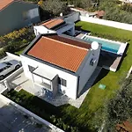 Villa Lana *